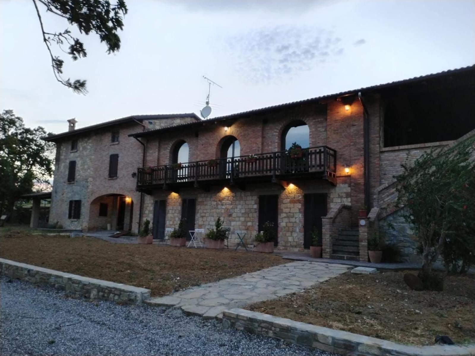 Agriturismo Cergallina Vernasca Exteriér fotografie